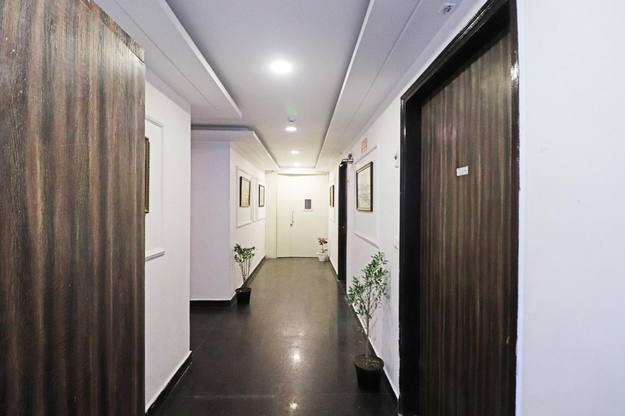 Hotel Mayda Prime Near Delhi Airport นิวเดลี ภายนอก รูปภาพ
