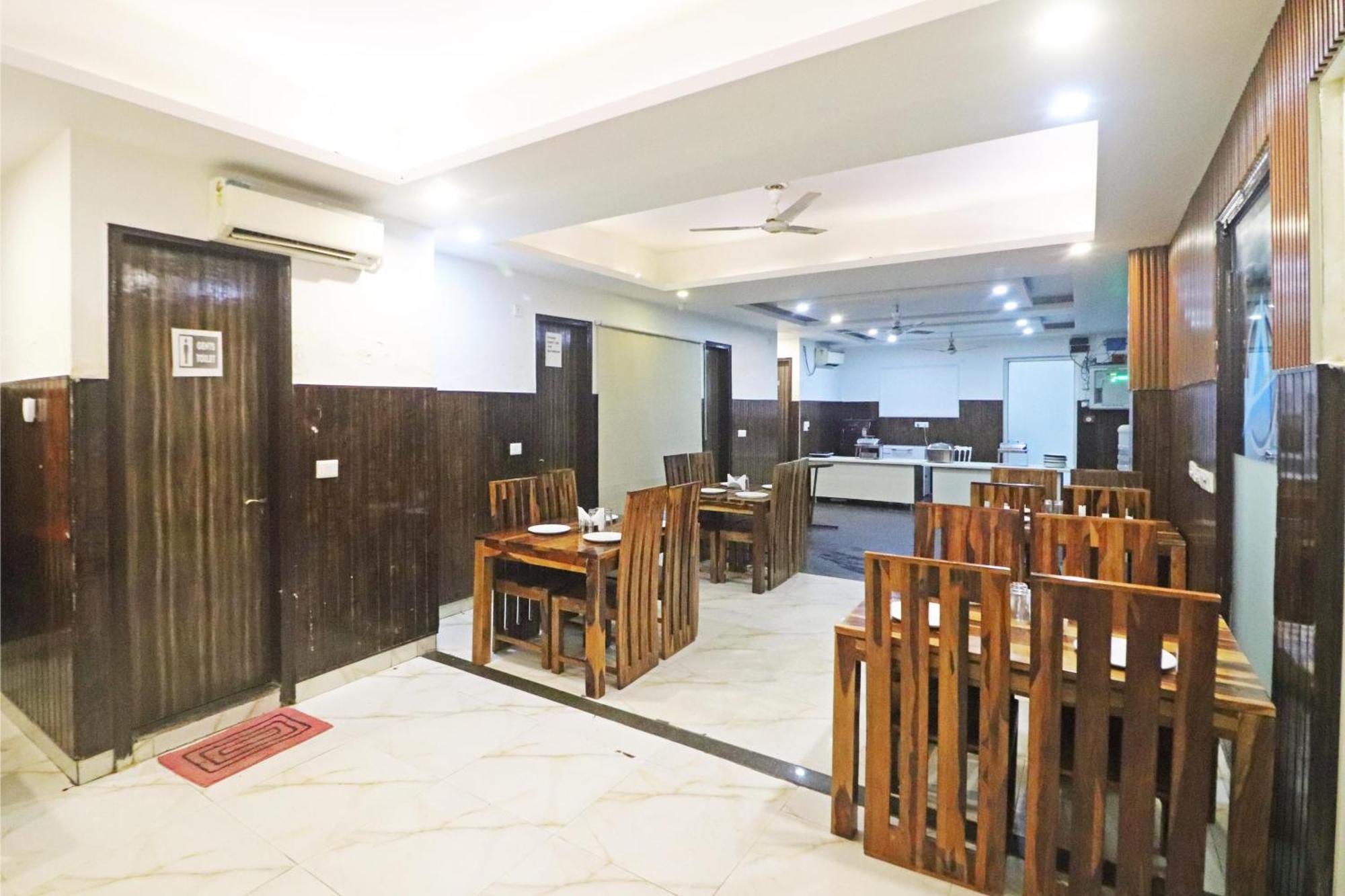 Hotel Mayda Prime Near Delhi Airport นิวเดลี ภายนอก รูปภาพ