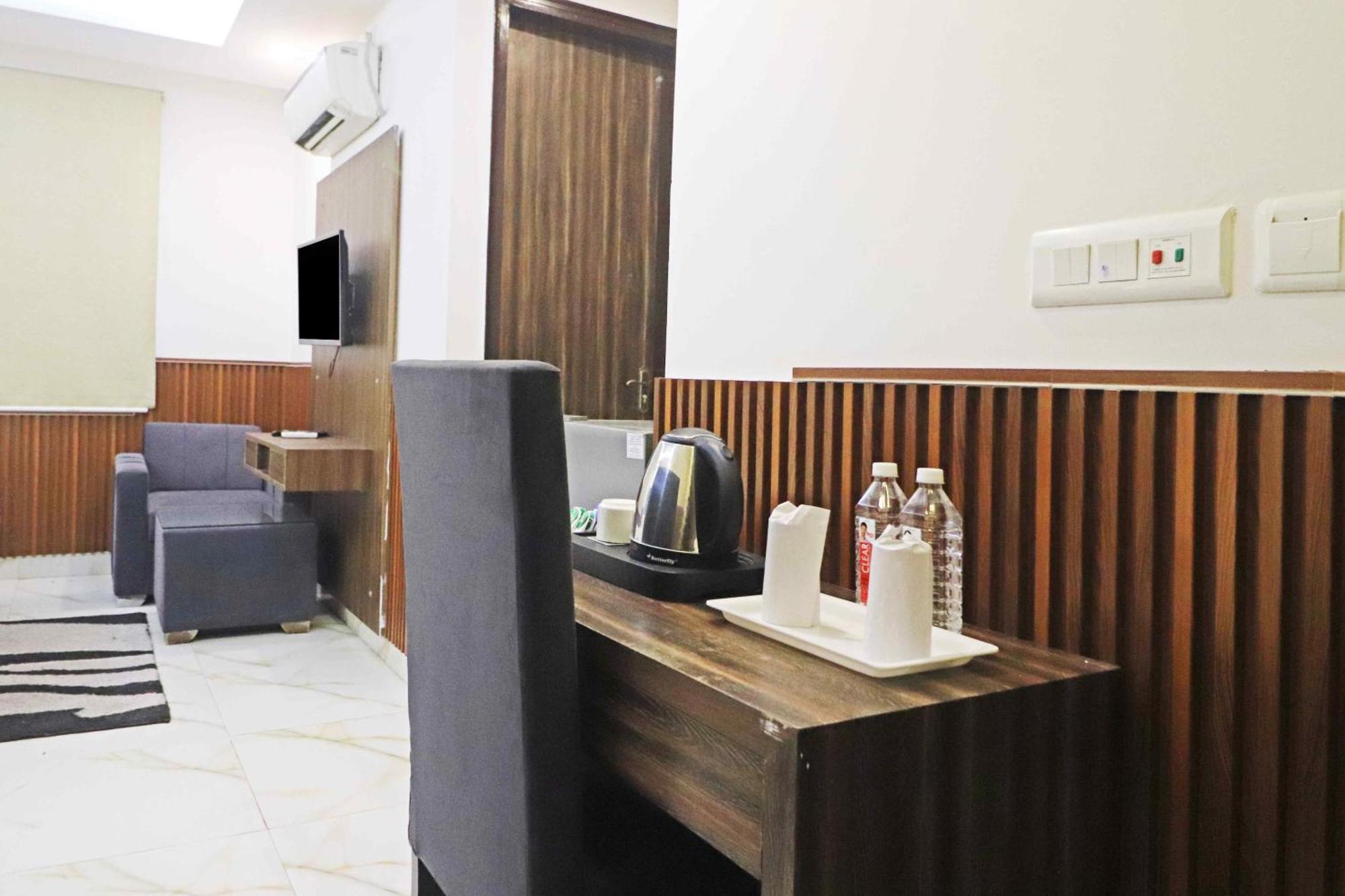 Hotel Mayda Prime Near Delhi Airport นิวเดลี ภายนอก รูปภาพ