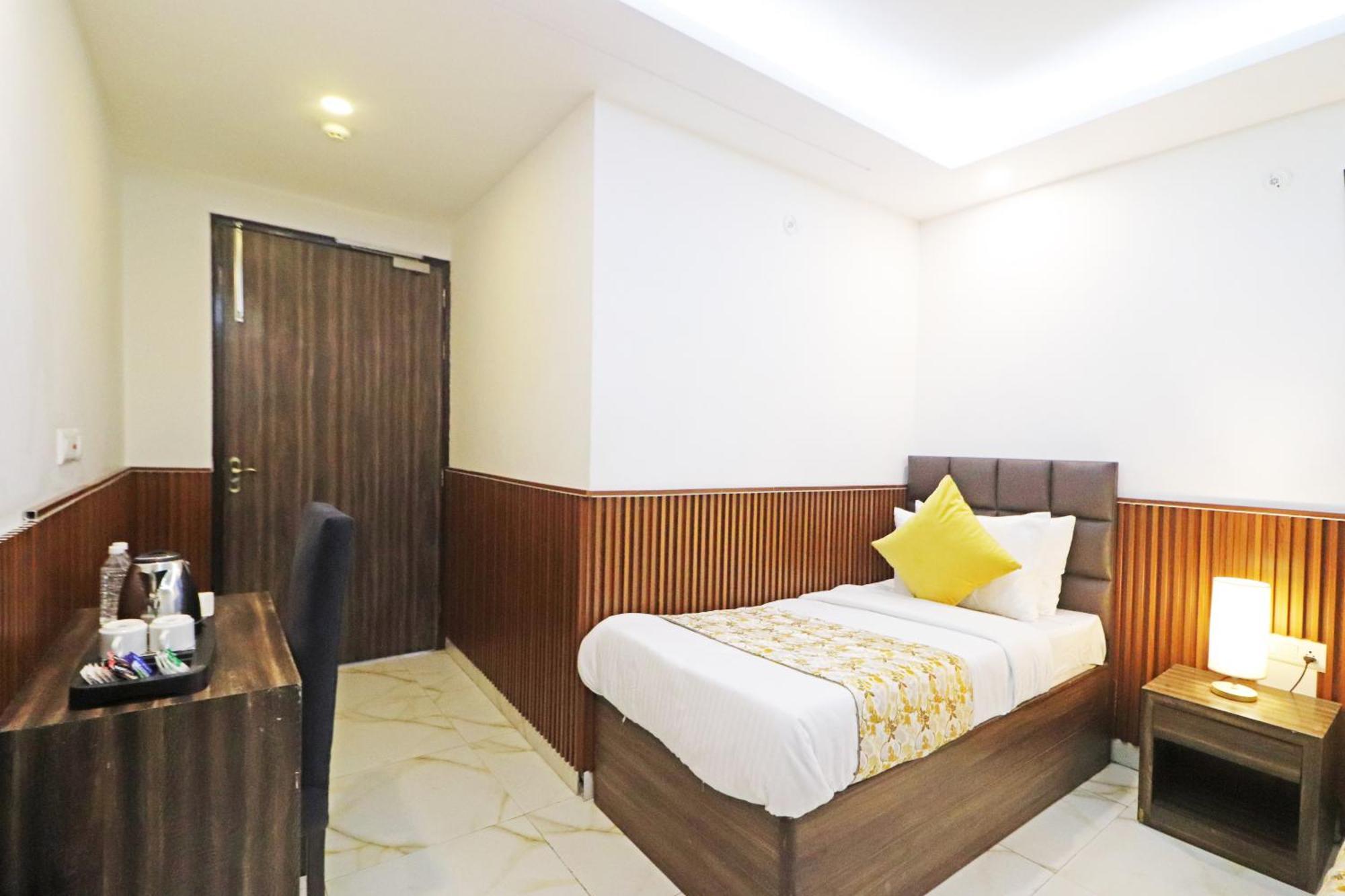Hotel Mayda Prime Near Delhi Airport นิวเดลี ภายนอก รูปภาพ